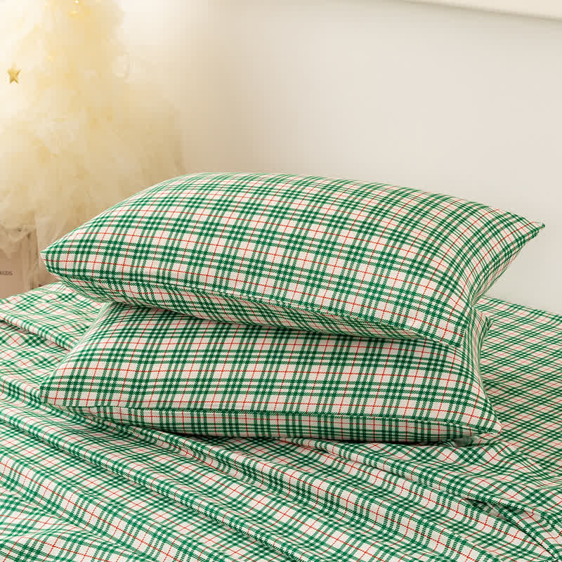 Ownkoti Classic Christmas Gingham Sheet Set - image 3