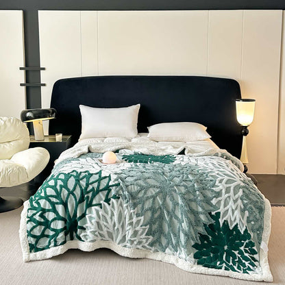 Ownkoti Floral-inspired Jacquard Sherpa Blanket - Dark Green - Queen - image 12