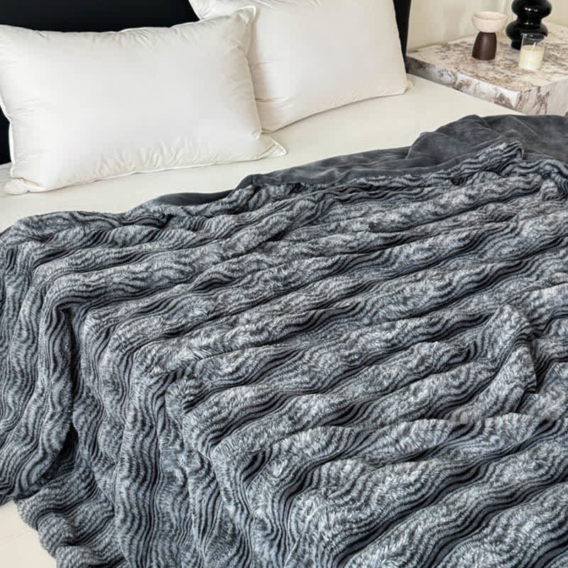 Ownkoti Faux Fur Wavy Jacquard Plush Blanket - image 15