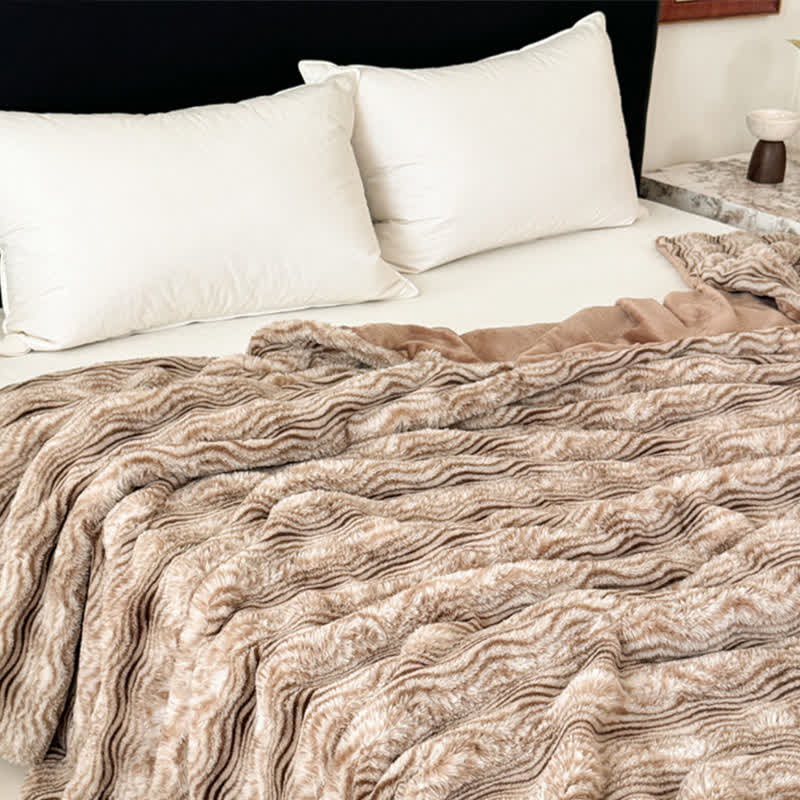 Ownkoti Faux Fur Wavy Jacquard Plush Blanket - image 8