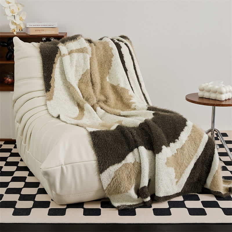 Ownkoti Abstract Art Shaggy Cozy Throw Blanket - image 8