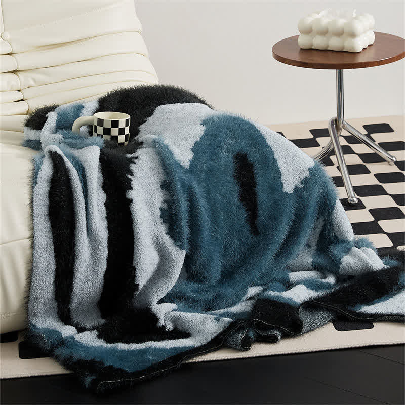 Ownkoti Abstract Art Shaggy Cozy Throw Blanket - image 1