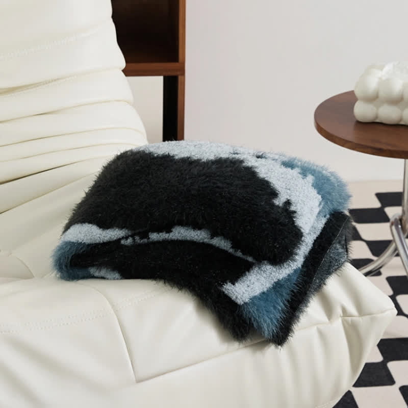 Ownkoti Abstract Art Shaggy Cozy Throw Blanket - image 6