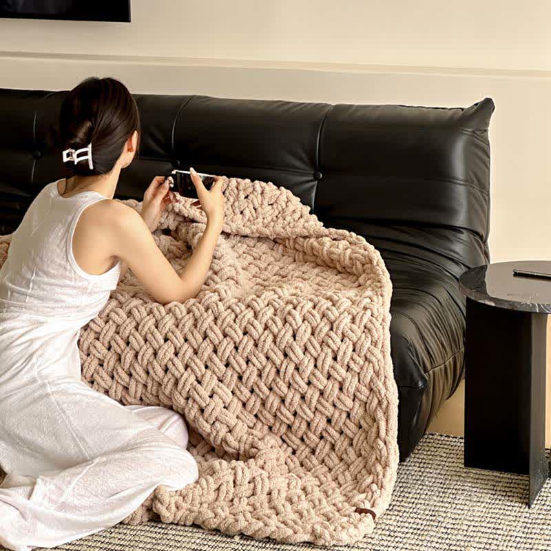 Ownkoti Chunky Knit Hand-Woven Throw Blanket - image 35