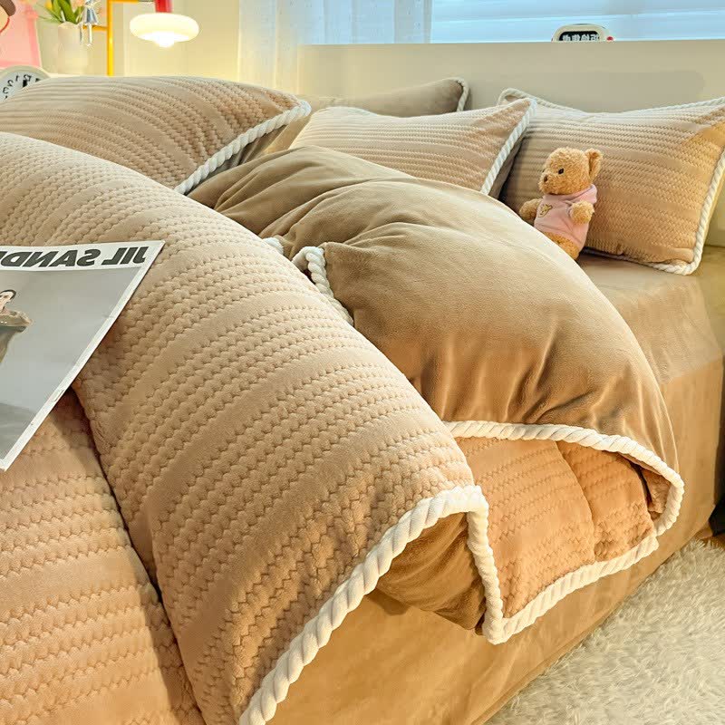 Ownkoti Wavy Stripe Jacquard Plush Bedding Set - Coffee - Bedding Set - King - image 15