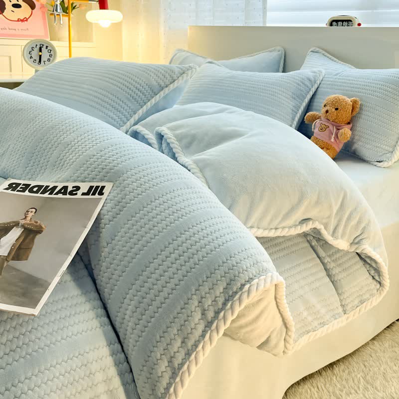 Ownkoti Wavy Stripe Jacquard Plush Bedding Set - Light Blue - Bedding Set - King - image 17