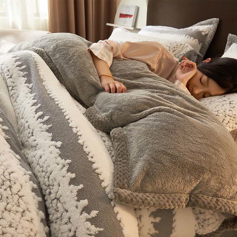 Ownkoti Artistic Style Striped Jacquard Plush Bedding - White & Gray - Bedding Set - King - image 4