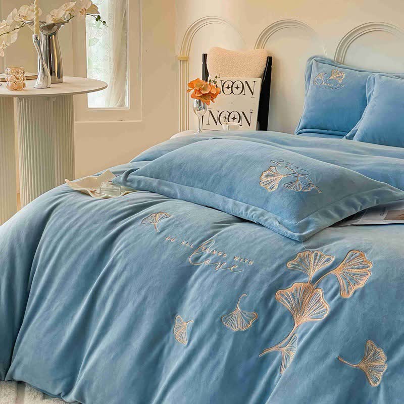 Ownkoti Ginkgo Leaf Embroidered Plush Bedding Set(4PCS) - image 3