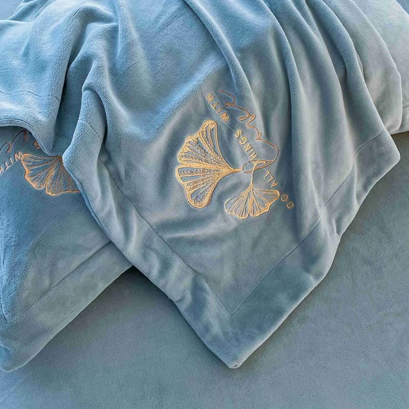 Ownkoti Ginkgo Leaf Embroidered Plush Bedding Set(4PCS) - image 4