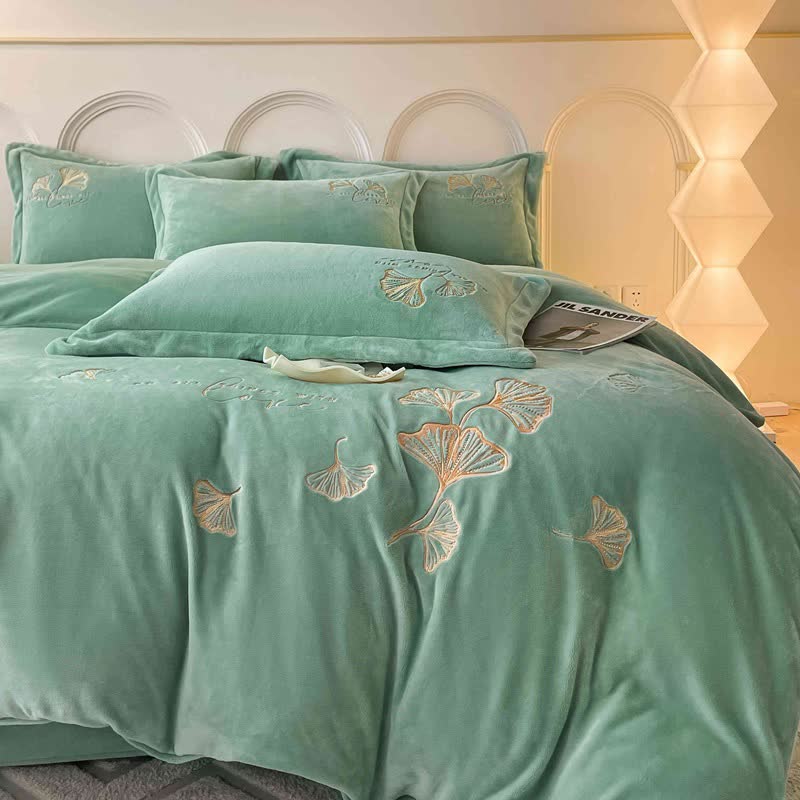 Ownkoti Ginkgo Leaf Embroidered Plush Bedding Set(4PCS) - Green - King - image 6