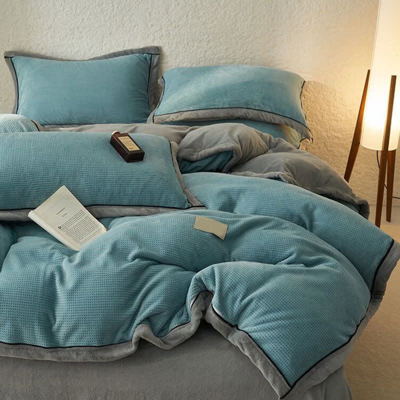 Ownkoti Waffle Textured  Reversible Plush Bedding Set(4PCS) - image 4