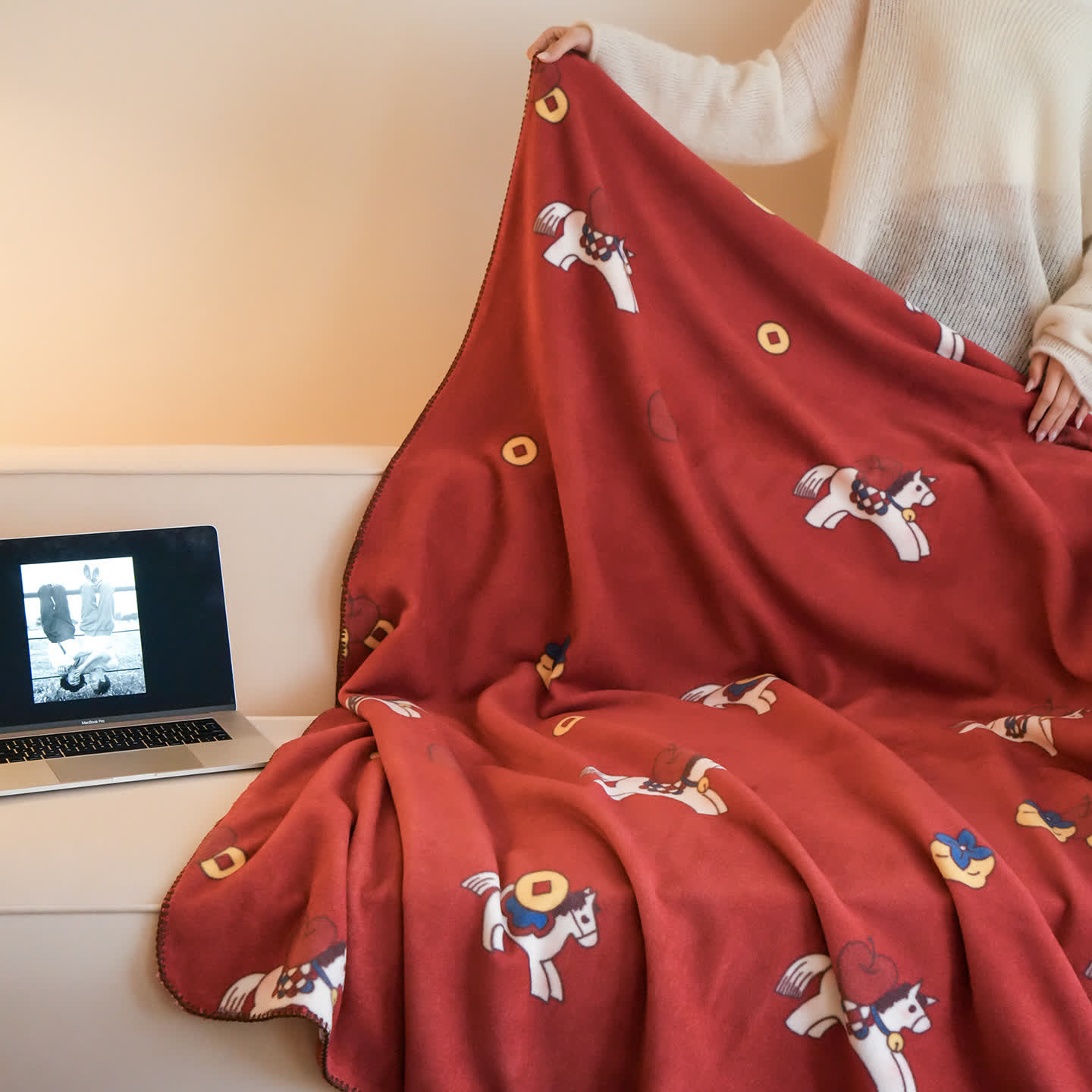 Ownkoti Faux Wool Trojan Horse Reversible Throw Blanket - image 4