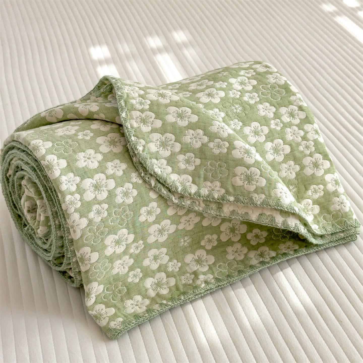 Ownkoti Refresh Floral Cotton 3-Layer Gauze Quilt - image 4