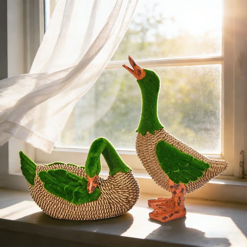 Ownkoti Faux Rattan Flocked Duck Garden Figurine - image 2