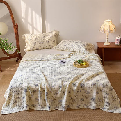 Ownkoti Floral Cotton Gauze Waffle Weave Quilt Blanket - Blue - Quilt with 2PCS Pillowcases - Queen - image 12