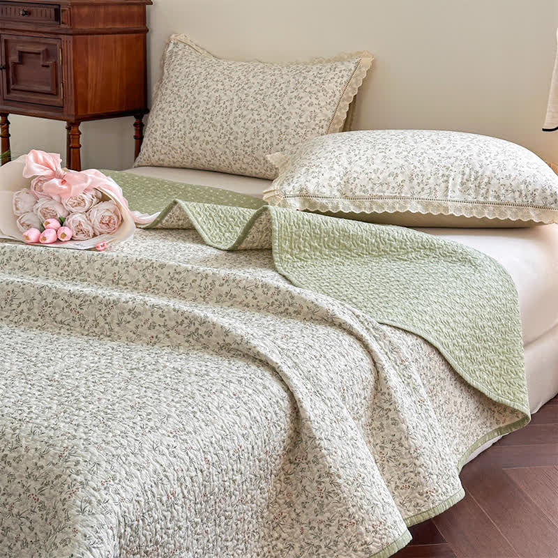 Ownkoti Elegant French Floral Quilted Bedspread - 2PCS Pillowcases - 19" x 29" - image 0