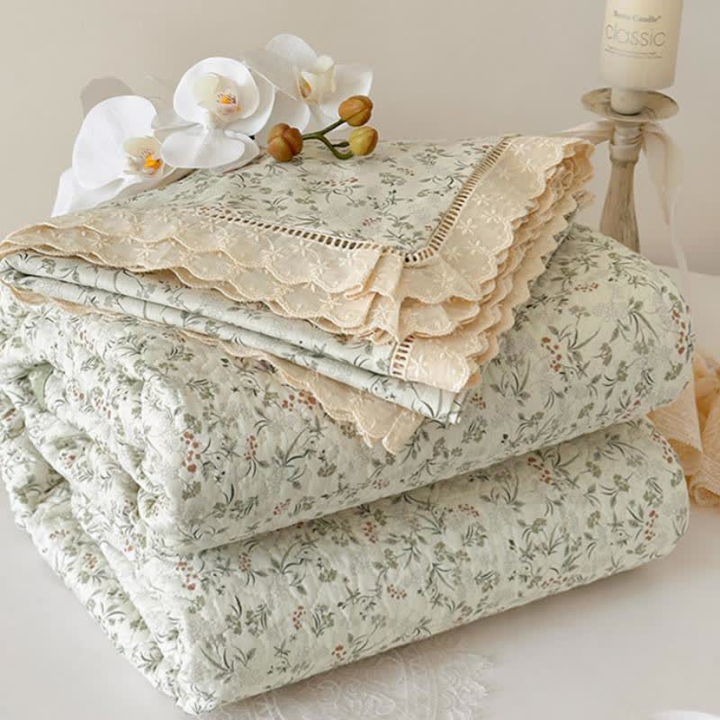Ownkoti Elegant French Floral Quilted Bedspread - image 4
