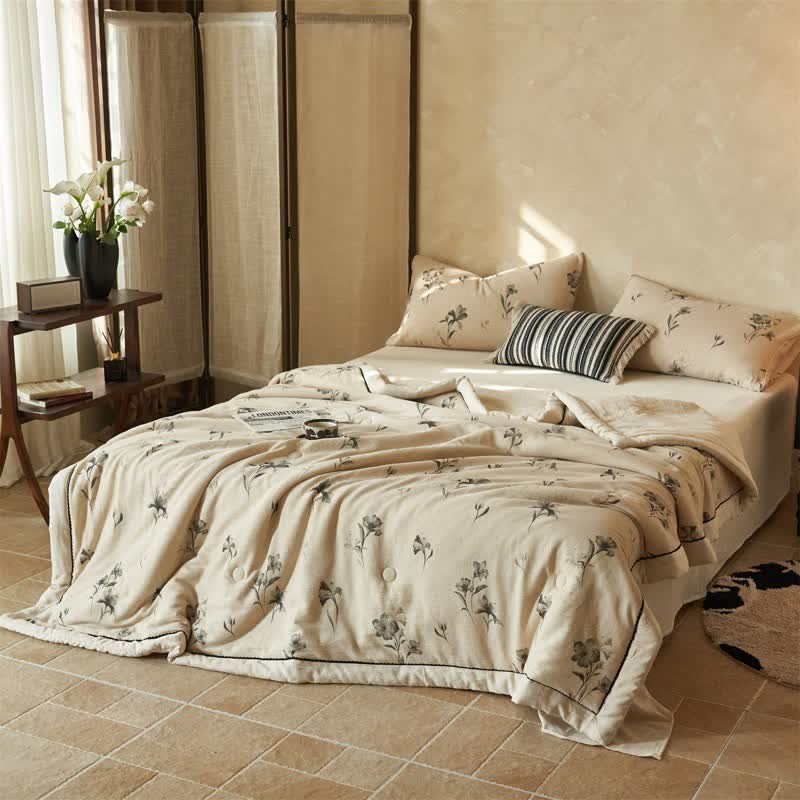 Ownkoti Elegant Floral Cotton Linen Quilt - image 3