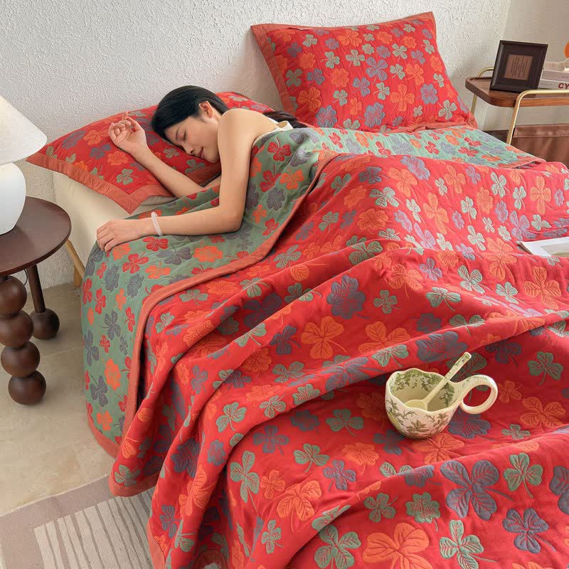 Ownkoti Four-leaf Clover Cotton Gauze Quilt Blanket - Quilt with 2PCS Pillow Towels - King - image 0