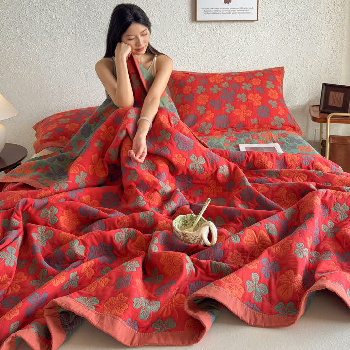 Ownkoti Four-leaf Clover Cotton Gauze Quilt Blanket - image 9