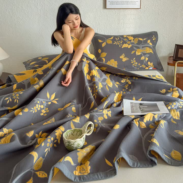 Ownkoti Branch & Bird Cotton Gauze Quilt Blanket - image 10