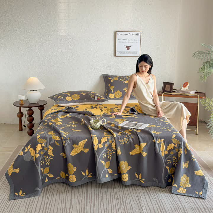 Ownkoti Branch & Bird Cotton Gauze Quilt Blanket - image 4