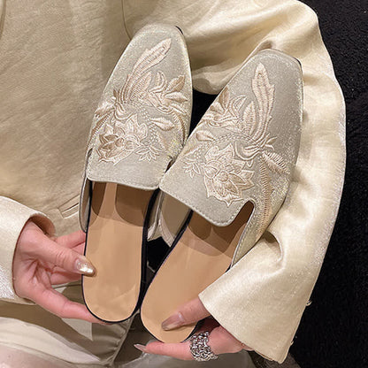 Ownkoti Elegant Floral Embroidery Pointed-Toe Mules - image 11