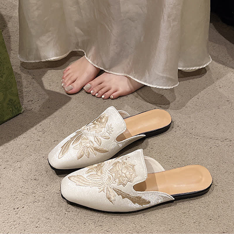 Ownkoti Elegant Floral Embroidery Pointed-Toe Mules - Beige - 2XL - image 5