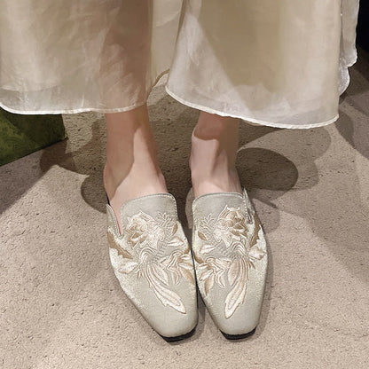 Ownkoti Elegant Floral Embroidery Pointed-Toe Mules - Gray Green - 2XL - image 9