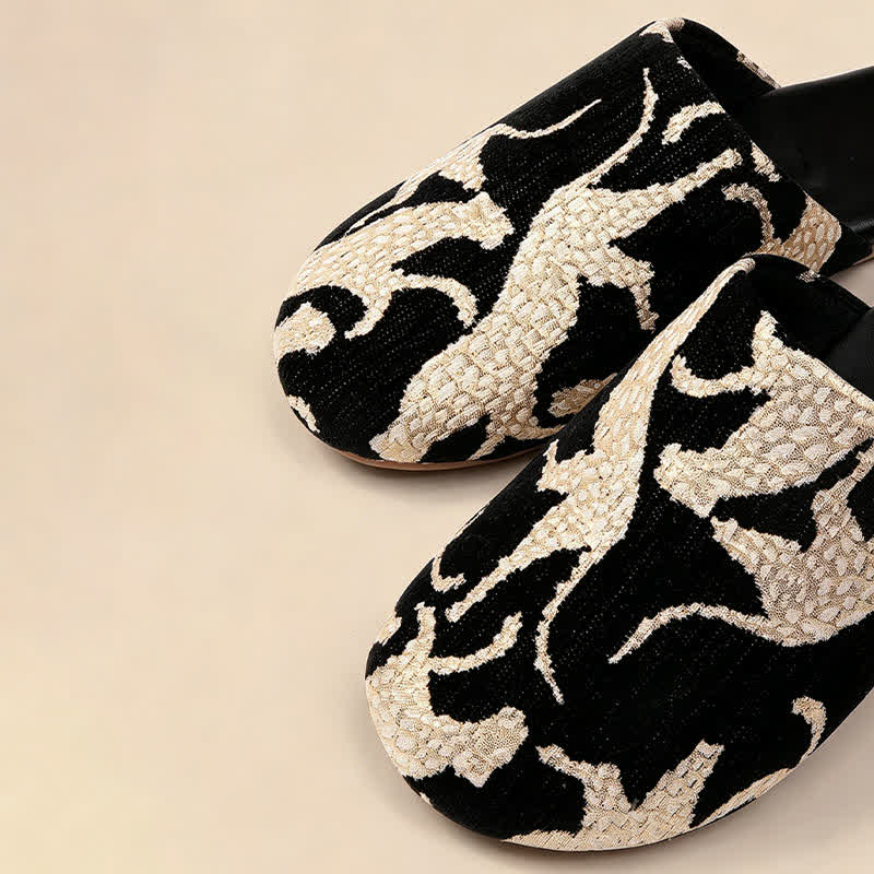 Ownkoti Jacquard Animal Closed-ToeIndoor Slippers  - image 4