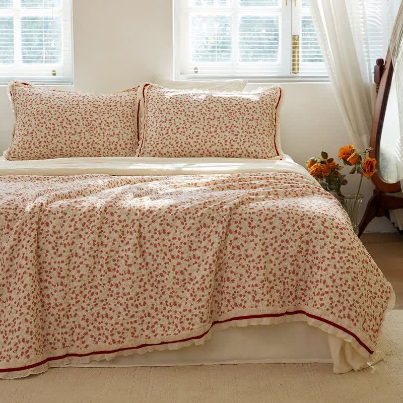 Ownkoti Red Floral Ruffled Cotton Gauze Quilt - image 2