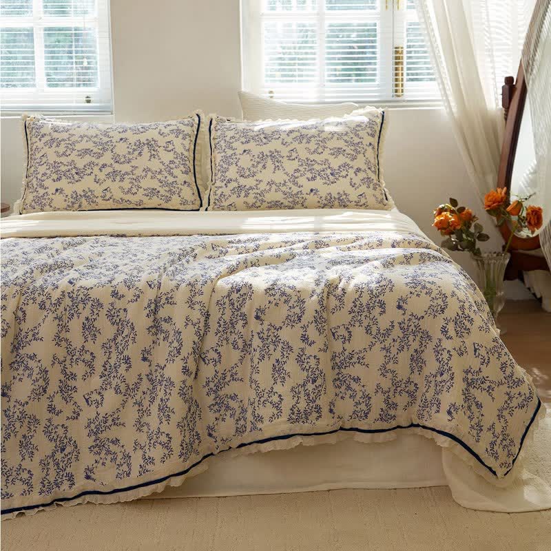 Ownkoti Blue Leaf Ruffled Cotton Gauze Quilt - image 3