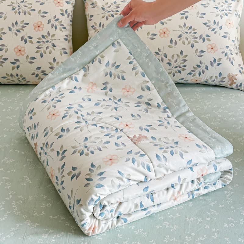 Ownkoti Country Leaf Floral Print Cotton Quilt - image 1