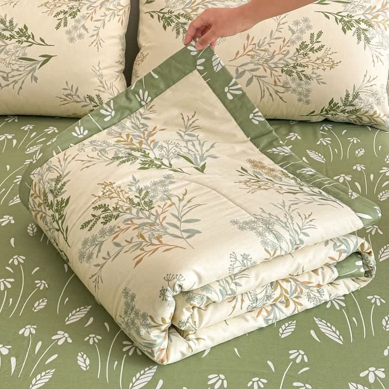 Ownkoti Botanical Leaf Print Pure Cotton Quilt - image 1