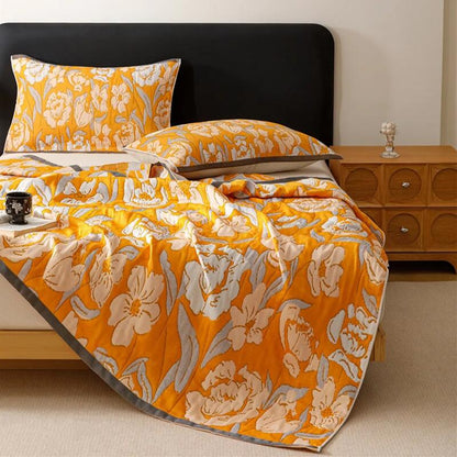 Ownkoti Tulip-inspired Cotton Gauze Quilt Blanket - image 0
