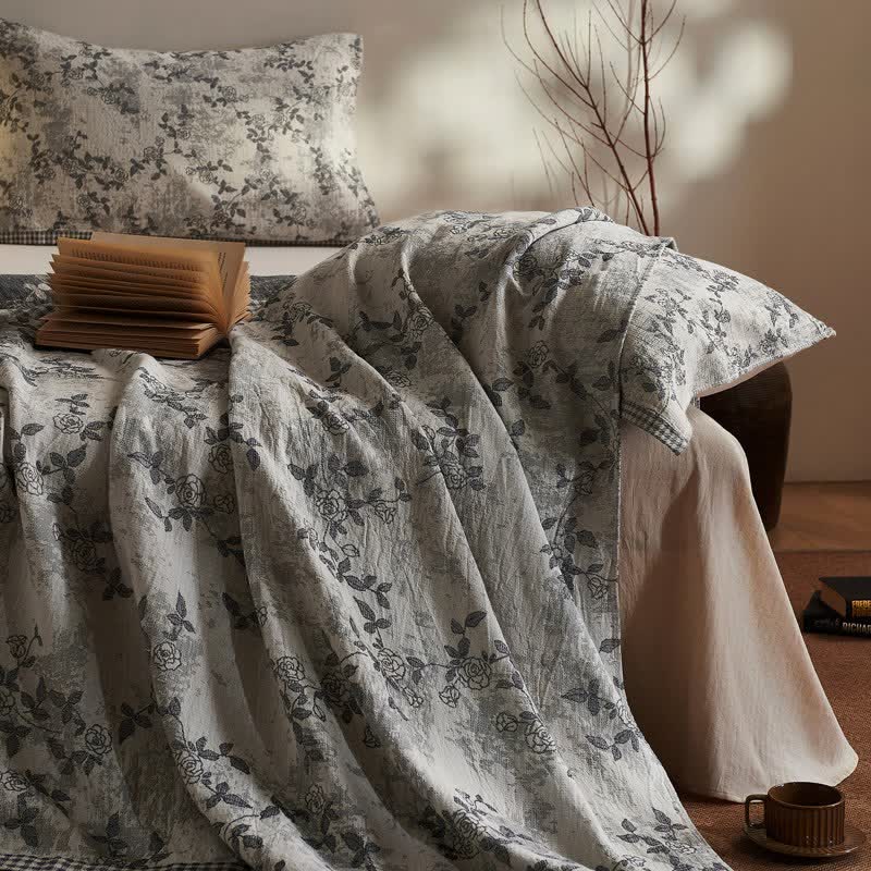 Ownkoti Artistic Vintage Floral Cotton Gauze Quilt - image 5