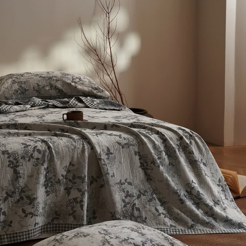 Ownkoti Artistic Vintage Floral Cotton Gauze Quilt - image 2