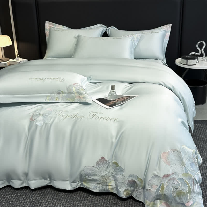 Ownkoti Luxury Floral Embroidered Cotton Bedding Set(4PCS) - Blue - King - image 10