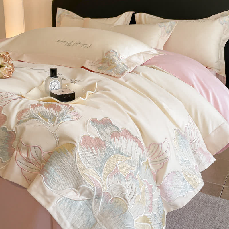 Ownkoti Gradient Floral Embroidered Cotton Bedding Set(4PCS) - Beige - King - image 0