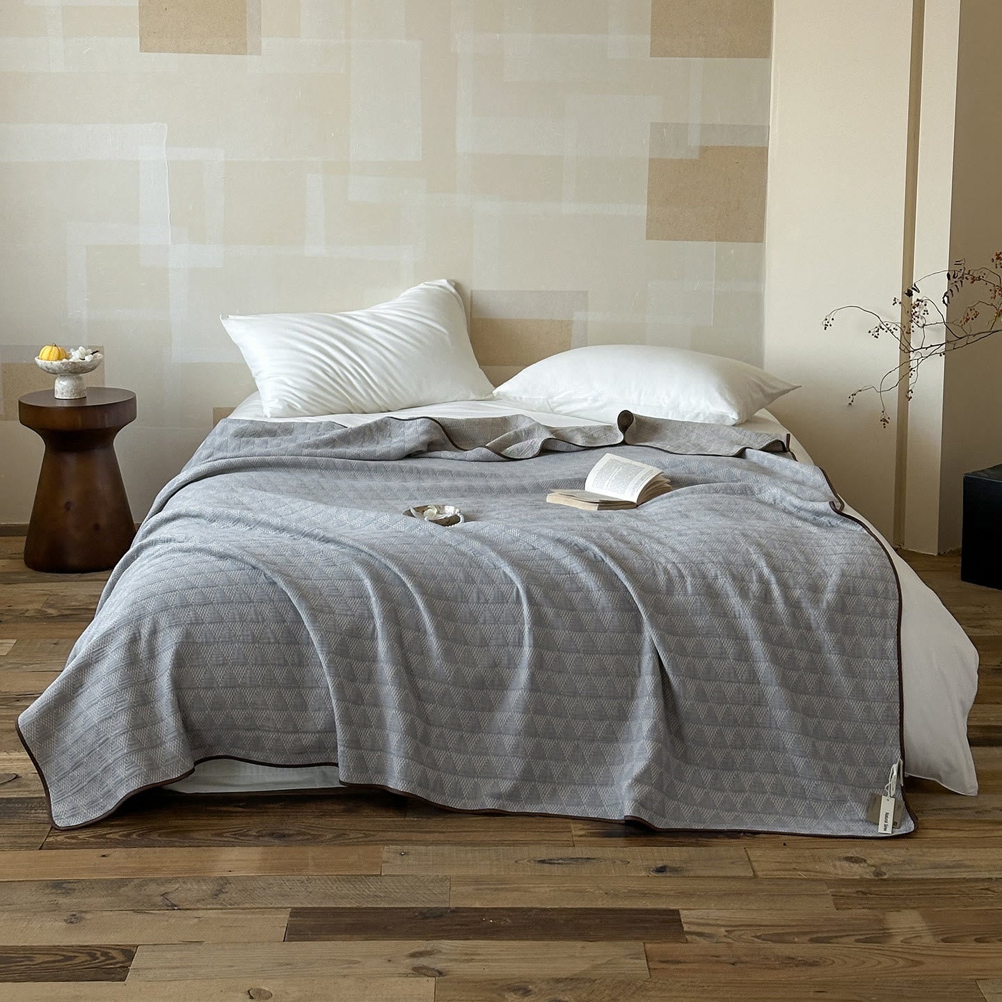 Ownkoti Neutral Minimalist Geometric Diamond Cotton Quilt - Blue - Queen - image 0
