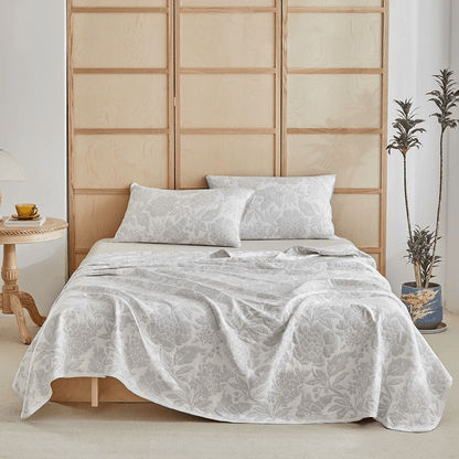 Ownkoti Cotton Simple Peony Jacquard Bedding Set - Light Gray - Quilt with 2pcs pillowcases - King - image 0