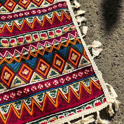 Ownkoti Boho Tribal Picnic Blanket with Tassels - image 4