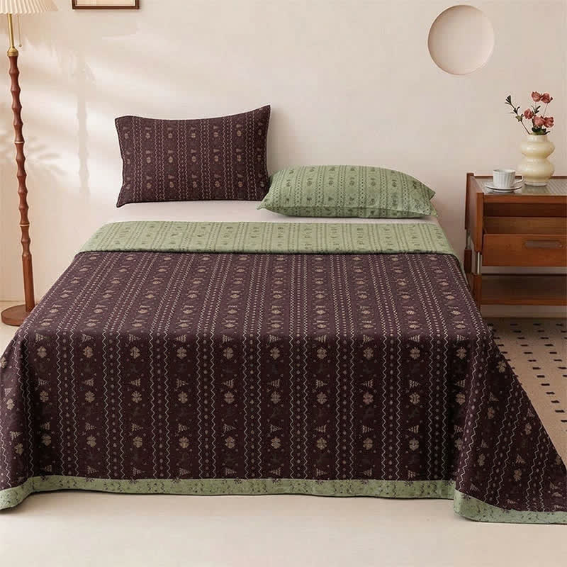 Ownkoti Festive Reindeer & Tree Cotton Gauze Bedspread - Bedspread with 2PCS Pillowcases - King - image 0