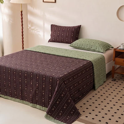 Ownkoti Festive Reindeer & Tree Cotton Gauze Bedspread - image 1
