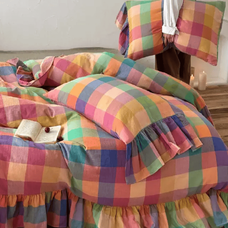 Ownkoti Colorful Plaid Ruffled Cotton Bedding Set (4PCS) - image 4