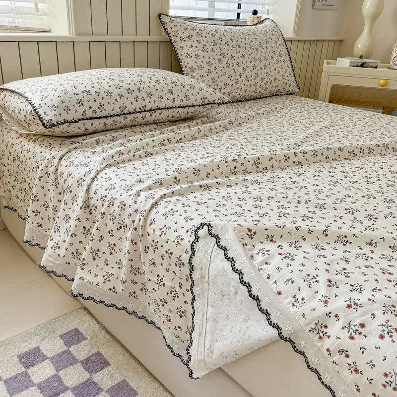 Ownkoti Vintage Floral Cotton Bedspread with Scalloped Trim - image 2