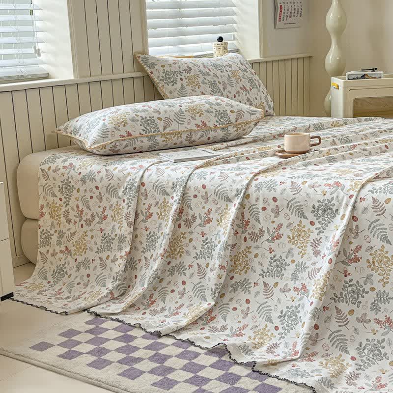 Ownkoti Botanical Leaf Cotton Bedspread with Scalloped Trim - 2PCS Pillowcases - 19" x 29" - image 0