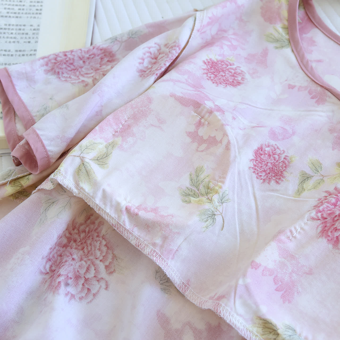 Ownkoti Hydrangea Floral Padded  Cropped Pants Nightwear - image 4