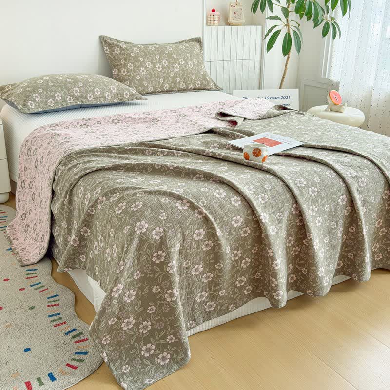 Ownkoti Reversible Rustic Flower Jacquard Cotton Quilt - image 2