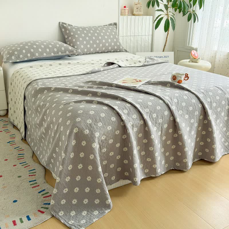 Ownkoti Gray Floral Jacquard Cotton Quilt - image 2